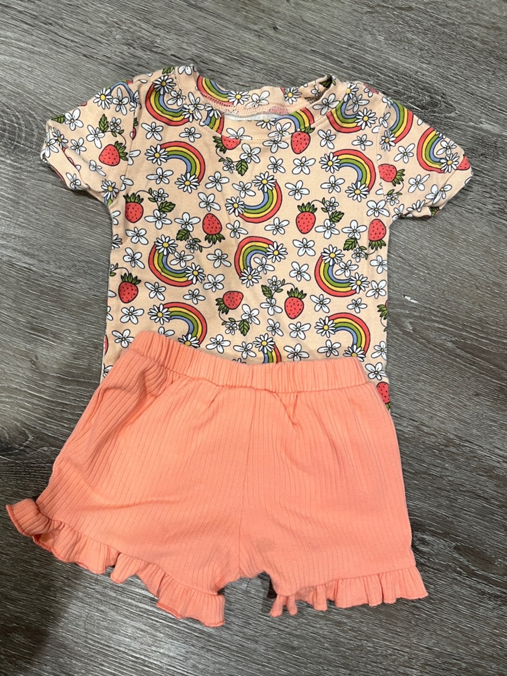 Old Navy Peach Ruffle Shorts for Girls